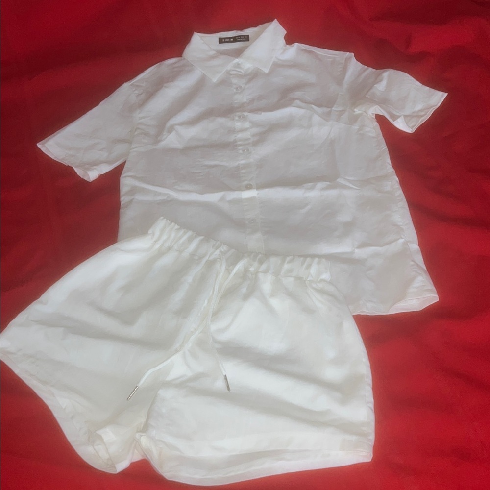 X-Small White Button Up w/Shorts 2Pc Set